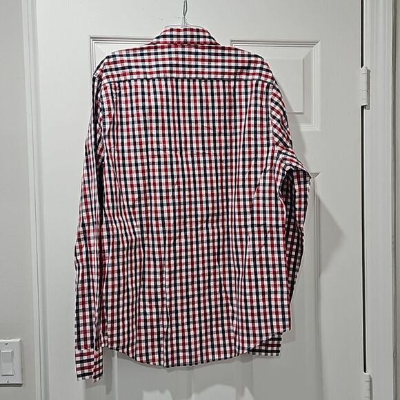 Levis Button Down - Picture 3 of 3